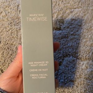 Marykay timewise Age minimize 3D night cream
